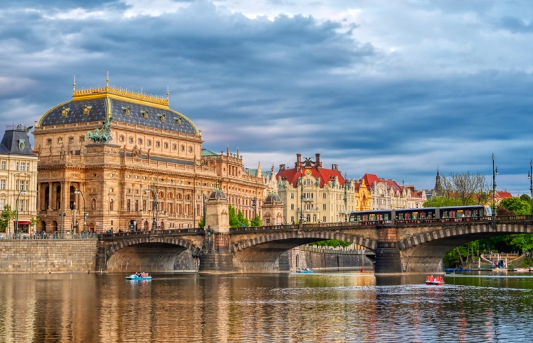 Teatrul National din Praga