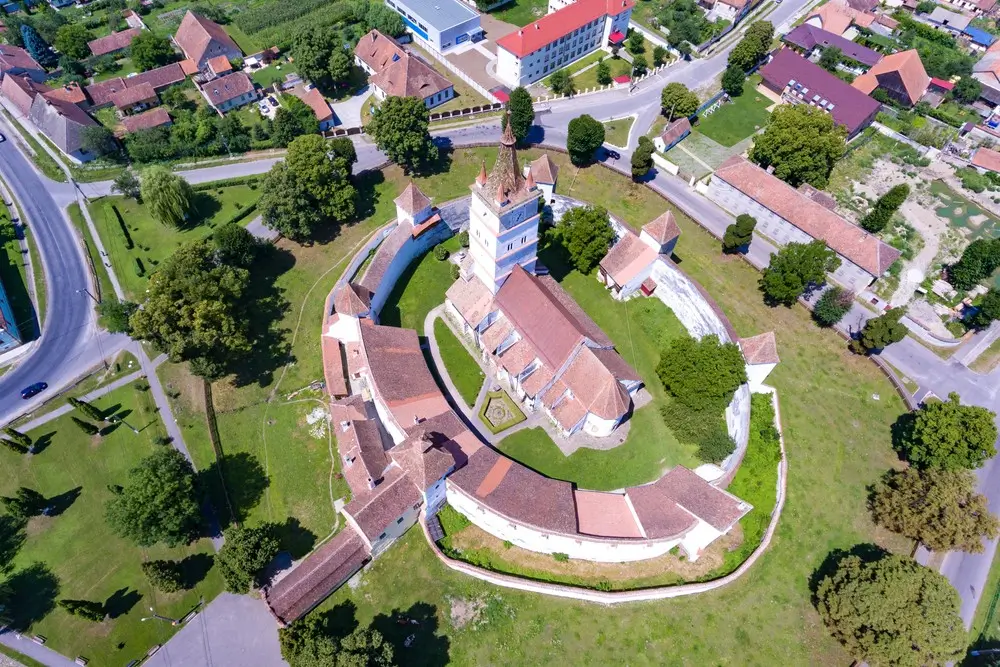 Biserica fortificata din Harman