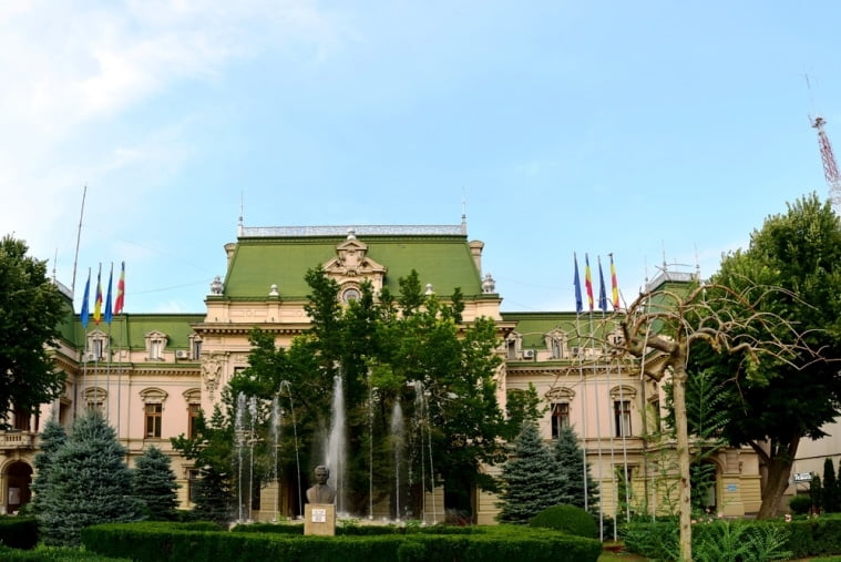 Palatul Roznovanu (Primaria Iasi)