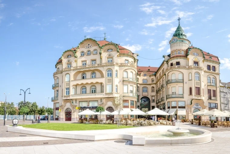 Palatul Vulturul Negru
