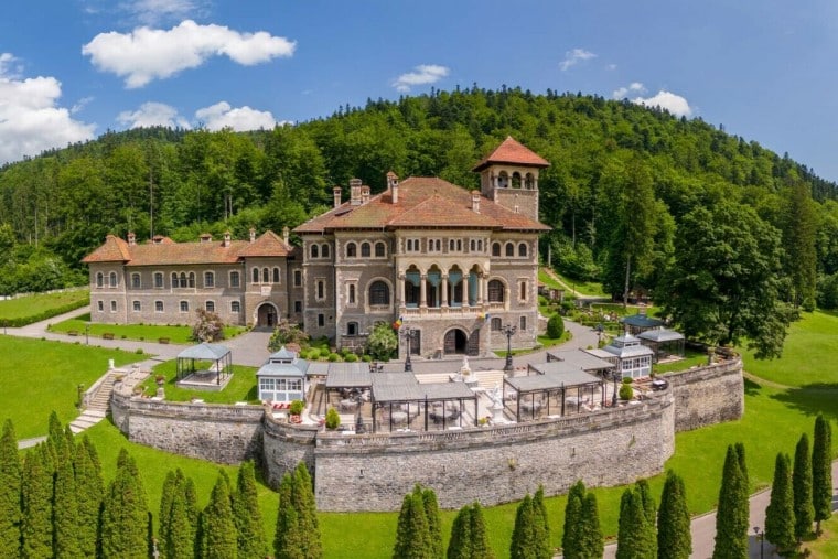 Castelul Cantacuzino din Busteni